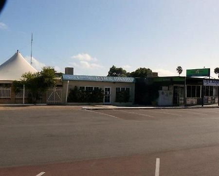 Jurien Bay Hotel Motel Экстерьер фото