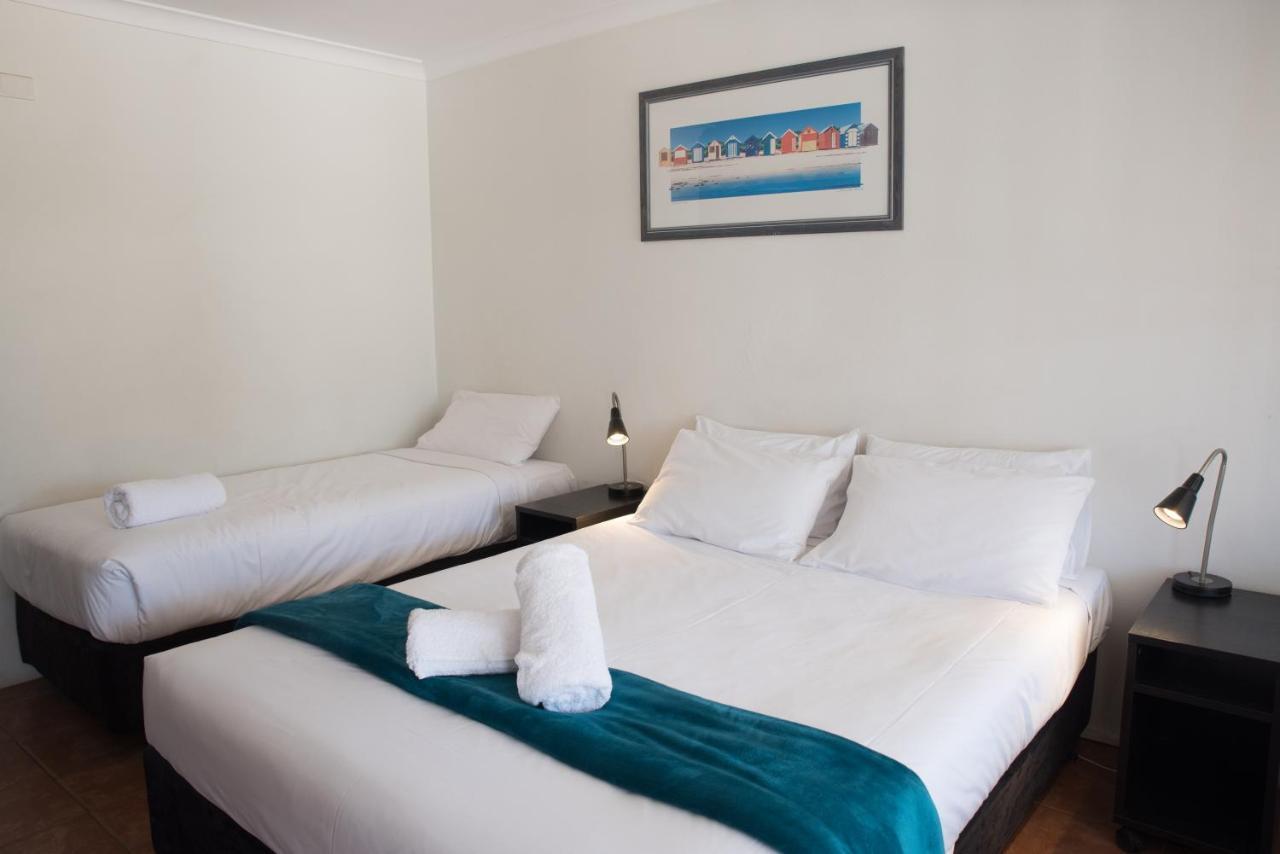 Jurien Bay Hotel Motel Экстерьер фото
